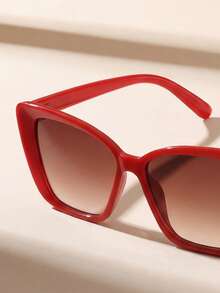 1 Pair Unisex Cat Eye Shaped Red Fashionable Sunglasses, Suitable For Summer Beach Vacation, Outdoor Travel. Also Suitable For Vacation, Beach, Travel, Driving And Casual Daily Use - Đỏ - Xem 3