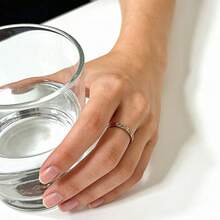 1套不锈钢时尚精致雕刻防水不褪色女士个性化百搭真空镀膜戒指套装 - 女士切花套裝戒指 - 查看 8