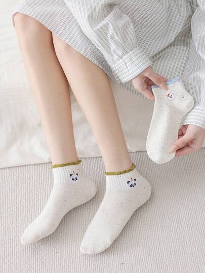 3 Pairs Women's Casual Short Socks, Cartoon Cute Patterns, Suitable For All Seasons, European And American Sizes, Comfortable And Breathable, Durable, Vibrant Colors, Ideal For Daily Wear, Quality Fabric, Won't Cause Foot Discomfort, Perfect Christmas Gift