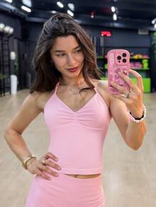 YEOREO SoftHue Impact LonglineStrappy Top Women's Halter WorkoutTank Tops Backless Gym Longline WithAdjustable Strap - 粉色 - 查看 9