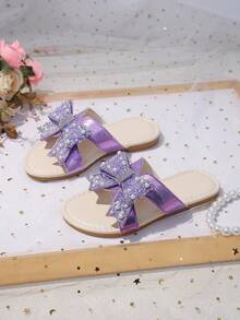 1 Paar lila Mädchen Hausschuhe in Große Größen, mit Glitzer, Pailletten, Perlen und Schmetterling Dekor, runde offene Zehenpartie, weich und rutschfest, Slip-On Design, schicke bohemian Prinzessin Strandschuhe, geeignet für den Alltag Outfit, Urlaub, Feiertage, Partys, Frühling/Sommer Neuheit - Violett - Übersicht 3