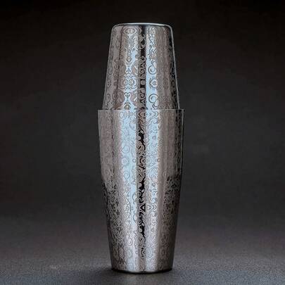 304 Mirror-Polished Stainless Steel Boston Shaker With Etched Patterns, American-Style Shaker With Engraved Designs