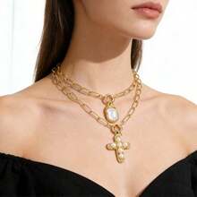 优雅女士大号仿珍珠十字架项链，铜镀金回形针链，个性项链首饰 - 金黃色 - 查看 2