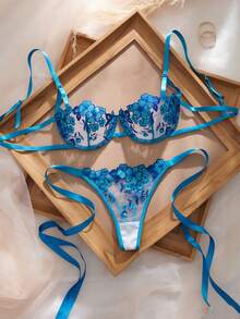 Blue Romantic French Embroidered Lace-Up Sexy Women's 2-Piece Lingerie Set (Including Tie-Up Thong), Perfect Gift For Your Lover - Blue - View 1