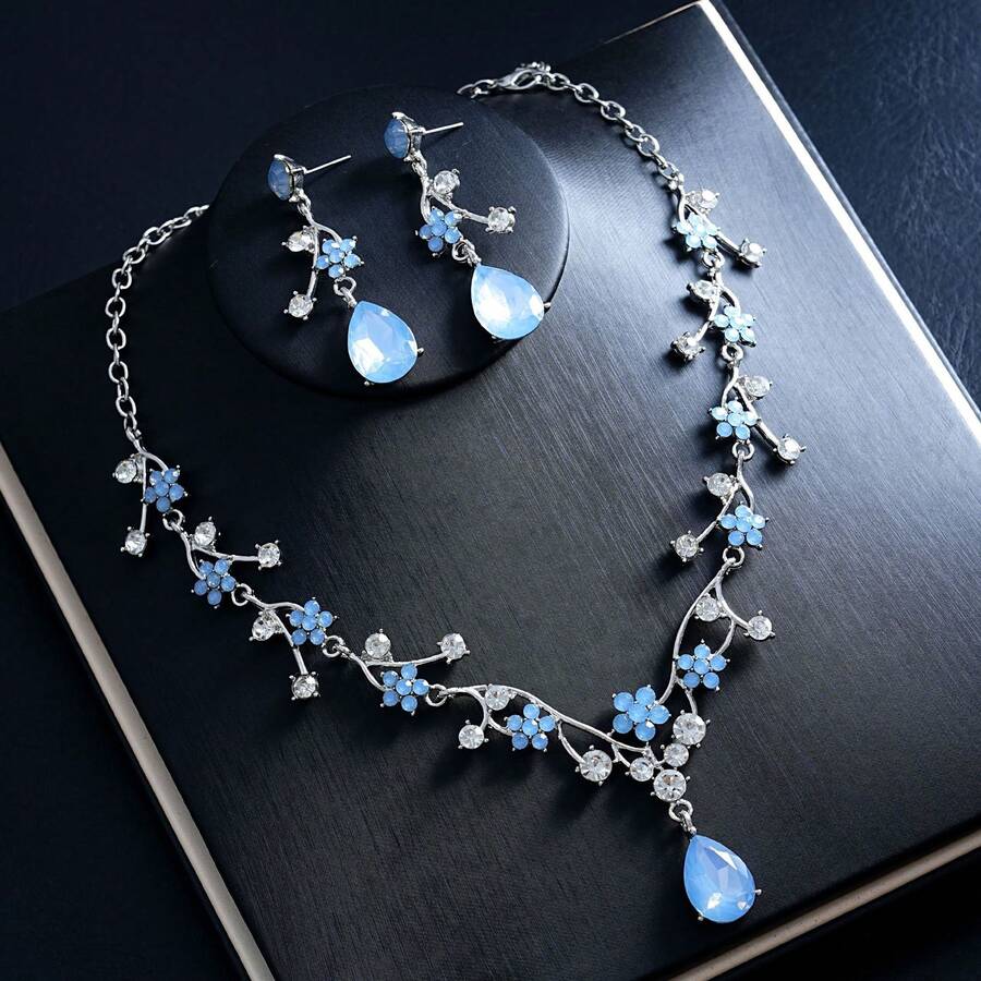 Bộ trang sức gồm dây chuyền và bông tai đính đá pha lê, phụ kiện thời trang thanh lịch, quyến rũ, thích hợp cho đám cưới, trang sức ngọc trai, trang sức vàng, trang sức đi biển, phù hợp cho mặc hàng ngày, dự tiệc, du lịch, là lựa chọn quà tặng hoàn hảo. - Màu xanh nhạt - Xem 1