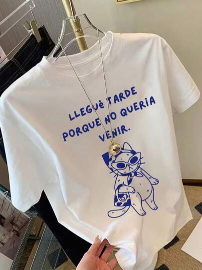 Camiseta gráfica de mujer de verano con estampado divertido de gato de dibujos animados "LLEGO TARDE PORQUE NO QUERÍA VENIR", estilo coreano de la calle, cómoda, retro, básica, de moda, multiusos, estética Y2K, de cuello redondo y manga corta, color blanco