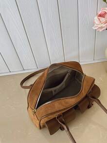 Bolso de hombro de mujer de gran capacidad de unicolor de piel sintética estilo retro con múltiples bolsillos, viene con un accesorio de encanto (el accesorio de encanto puede variar ligeramente por lote) - Marrón - Ver 7