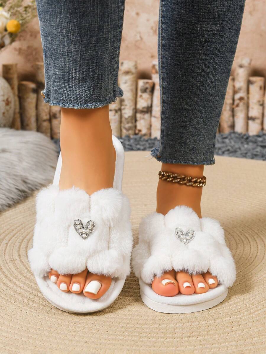 Dép đi trong nhà dành cho nữ, phù hợp mọi mùa, dép unisex họa tiết trái tim với lớp lót mềm mại và thiết kế hở ngón. - trắng - Xem 1