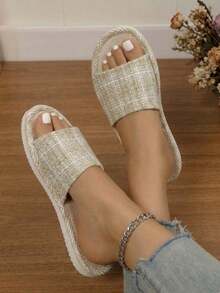 Women's Linen Indoor Slippers, Summer Non-Slip Thick-Soled Linen Flat Sandals, Soft Bottom, Fluffy Slippers - Yellow - View 5
