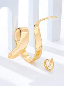 1 Set Exaggerated Geometric Asymmetrical Bangle Bracelet Set For Women - Yellow Gold - View 3
