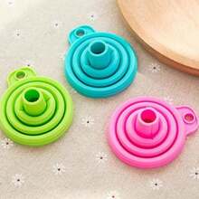 1pc Hot-Selling DIY Foldable Silicone Funnel, Mini Foldable Funnel, A Small Kitchen Gadget - Multicolor Random - View 4