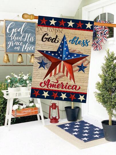 Cờ vườn "God Bless America 4th Of July" (Chúa phù hộ nước Mỹ) kích thước 28" x 40" (dạng dọc, hai mặt, màu xanh dương và đỏ với các ngôi sao, trang trí sân vườn ngoài trời nhân Ngày Độc lập và Ngày Tưởng niệm).