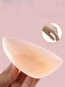 1 Cặp miếng dán hình tam giác bằng silicon cứng, che đầu nhũ hoa, không lộ ngực, chống ma sát khi mặc đồ bơi. - Nhiều màu - Xem 5