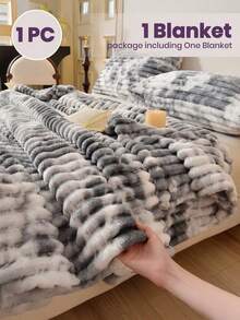 South Life 1pc Throw Blanket, Bedding, Cozy And Warm Blanket, Lightweight Soft And Comfortable, Solid Color Series, Minimalist And Stylish Design, Suitable For Sofa, Bedroom, Living Room, All-Around Comfort, Travel Use, Nap Blanket, Reference Size Image, Multiple Sizes Available, Machine Washable, Back To School Season, Room Decor, Fathers Day Gift, Birthday Decorations, Grad Party Decor, Fathers Day Decor, Graduation Gift, Birthday Gift - 大抽條紮染毛毯灰色 - 查看 1