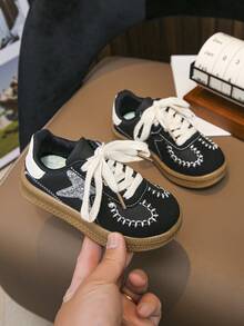 Giày thể thao trẻ em đính đá hình ngôi sao cho bé gái, kiểu dáng retro với đường may và khóa dán. - màu đen - Xem 1