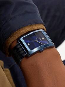 Guess Đồng hồ nam thời trang công sở, kiểu dáng casual, máy quartz, ba mặt số đa chức năng, model GW0898G2 - Màu xanh lam - Xem 7