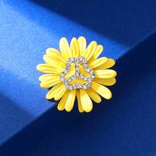 1pc Elegant Zinc Alloy Luxury Enamel Inlaid Sparkling Rhinestone Daisy Flower Brooch, Suitable For Women's Daily Wear - Daisy - View 2