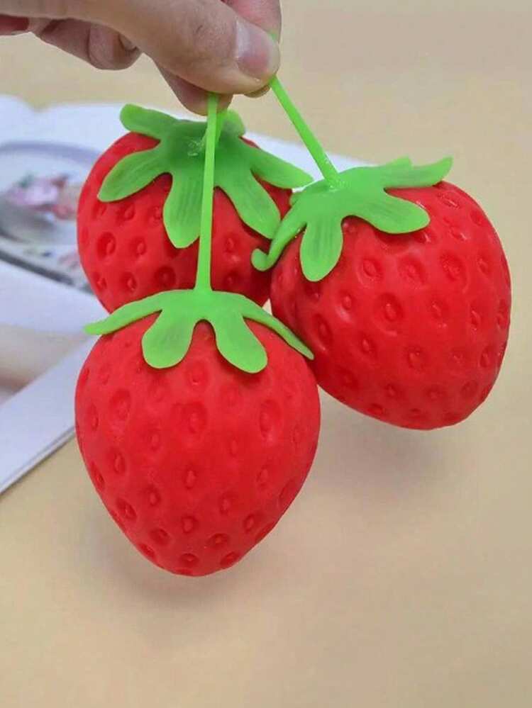 1个超大草莓挤压玩具，柔软逼真的减压球，创意压力释放工具 - 彩色 - 查看 4