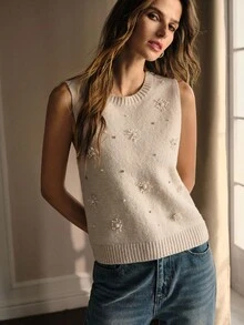 Colete de Tricô Bordado com Contas de Estilo Francês Minimalista de Verão para Mulheres Amore, com Design de Fenda Traseira com Fivela para Sobreposição no Outono e Inverno, Regata na Cor Damasco, Adequado para Uso Diário, Sobreposição no Outono e Inverno, Encontros para Chá da Tarde, Check-in de Viagens Leves e Looks de Festa, Looks Femininos para Festivais, Blusas Casuais para Mulheres - Damasco - Visão 3