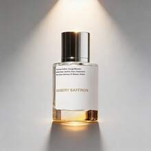 Perfume Unisex Ambery Saffron, Aroma Caluroso y Sofisticado, Larga Duración, Ideal para Ocasiones Especiales - Floral - Ver 6