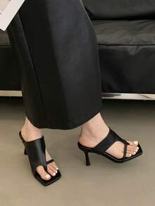 Retro Square Toe Slip-On High Heel Open Toe Sandals For Women, New Summer Outdoor Thin Heel Thong Slippers,Flip Flops - Black - View 2