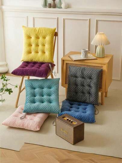 1 chiếc đệm ghế bằng polyester kiểu dáng giản dị, có thể giặt máy, thiết kế dệt kim bền chắc, hỗ trợ thoải mái cho ghế sân vườn, ghế ăn và ghế văn phòng, sử dụng đa năng, kích thước 40x40cm, dùng cho ghế phòng khách, ghế văn phòng, ghế ăn và các loại đệm và tựa lưng khác, trang trí nhà cửa.