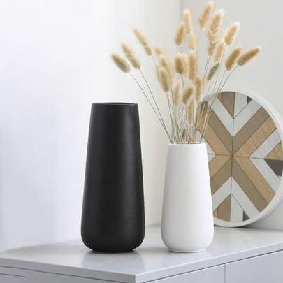 Unique Nordic Cylindrical Plastic Vase, Suitable For Hallway Decoration, Black And White Plastic Vase, Home Decor.