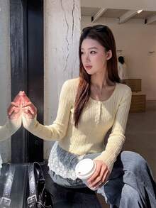 甜美修身V领针织开衫，优雅春夏外套 - 杏色 - 查看 4