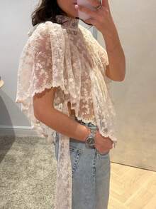 Women Boho Lace Tops Summer Mock Neck Batwing Sleeve Poncho Shirt Y2k Floral Embroidered Sheer Mesh Flowy Crop Top - trắng - Xem 10