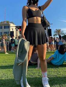 女士纯色简约日常迷你裙，女士高腰百褶裙裤 - 速干运动裙，内置短裤和侧袋，适合网球、瑜伽、健身和日常穿着 - 黑色 - 查看 8