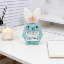 Chiếc cốc hình thỏ xanh này rất thích hợp để tặng bạn bè, gia đình hoặc tự thưởng cho bản thân trong mùa thi cử, thời kỳ căng thẳng nơi làm việc hoặc khi tâm trạng chán nản, nhằm truyền tải sự động viên. - Nhiều màu - Xem 5