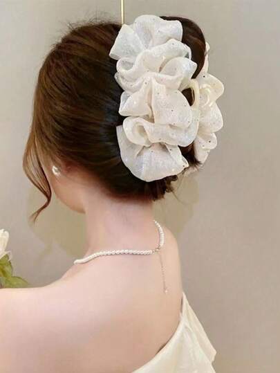 1件米色/黑色蓬松星空闪亮发饰，适合女性日常穿搭和拍照。优雅的鸟巢发夹设计，时尚百搭，四季皆宜，花朵发夹。