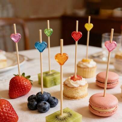 Heart-Shaped Bamboo Skewers - Elegant Heart Design, Suitable For Valentine's Day, Weddings, Parties, Daily Use - Great For Fruits, Sushi, BBQ, Appetizers - For Kitchen, Restaurant, Events - Ideal Gift For Home Chefs And Cooks, Bamboo Kitchen Accessories, Appetizer Preparation, Food Decoration, Fragrant Picks