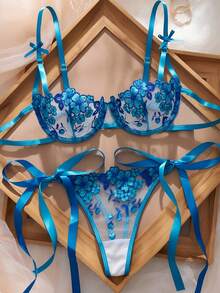 Blue Romantic French Embroidered Lace-Up Sexy Women's 2-Piece Lingerie Set (Including Tie-Up Thong), Perfect Gift For Your Lover - Blue - View 2
