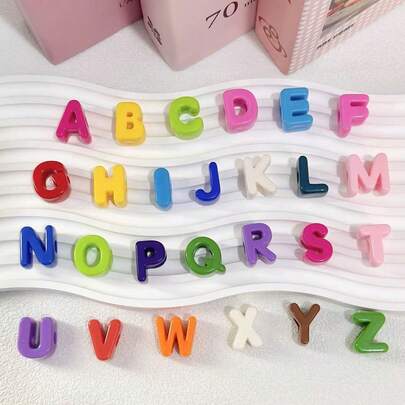 Bộ 26 hạt chữ cái nhiều màu sắc, kích thước 17mm-20mm, hạt acrylic lỗ lớn dùng để tự làm mặt dây chuyền, móc khóa, trang trí túi xách.