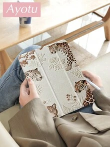 Ayotu 1件优雅浮雕豹纹平板电脑保护套和Kindle电子书保护套，兼容iPad第10代、11/Air第4代/Air第7代/9.7英寸，兼容三星Galaxy Tab A9 Plus，Kindle（第11代-2024年发布）（6英寸），Kindle Paperwhite第12代2024，绝佳节日礼物，时尚简约图案。 - 彩色 - 查看 3