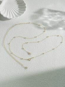 这款性感心形吊坠金腰链，优雅迷人，适合女性佩戴。它是夏季海滩度假和旅行的理想之选，也是女士参加派对的魅力配饰。此外，它也适合日常佩戴，是馈赠亲朋好友的绝佳礼物。 - 金色 - 查看 4