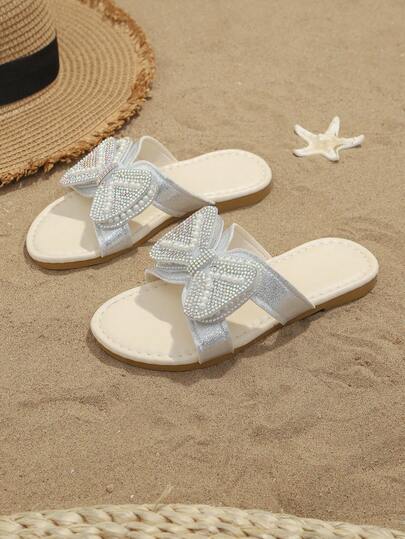1 Pair Silver Plus Size Toddler Girls' Fashion Slippers, Sparkling Colorful Rhinestone, Pearl & Bow Decor, Round Toe Open Toe Soft Non-Slip Slip-On Design, Gorgeous Bohemian Princess Beach Sandals, Suitable For Daily Casual, Vacation, Holiday, Party, Spring/Summer New Arrival