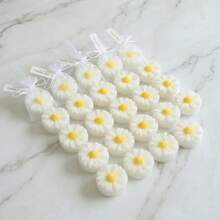 Ins Scented Candle, Cute Gift For Women, Birthday, Girlfriend, Unique High-End Fragrance, Photo Prop - Daisy - View 15