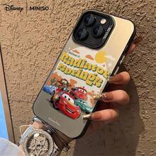 1 Stück Disney Pixar Cars "Welcome to Radiator Springs" Charaktergruppen Design Handyhülle, geeignet für iPhone 17/17 Pro/17 Pro Max/17 Air/16/15/14/13/12/11/X/7/8 Plus Serie, iPhone 17 Pro Max Hülle, iPhone 17 Pro Hülle, iPhone 17 Hülle, Weihnachtsstrumpf-Füllung für die Freundin - Violett - Übersicht 2