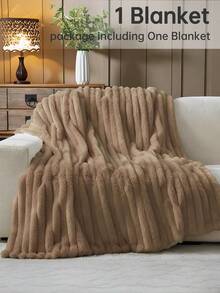 South Life 1pc Throw Blanket, Bedding, Cozy And Warm Blanket, Lightweight Soft And Comfortable, Solid Color Series, Minimalist And Stylish Design, Suitable For Sofa, Bedroom, Living Room, All-Around Comfort, Travel Use, Nap Blanket, Reference Size Image, Multiple Sizes Available, Machine Washable, Back To School Season, Room Decor, Fathers Day Gift, Birthday Decorations, Grad Party Decor, Fathers Day Decor, Graduation Gift, Birthday Gift - 純色抽條毛毯卡其色 - 查看 1