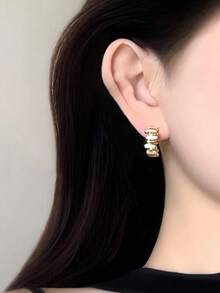 1 Pair Minimalist Elegant Asymmetrical Geometric White Enamel Dangle Earrings, Niche High-End Casual Daily Wear For Women - Golden Yellow+White - View 5