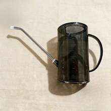 2件套喷头+浇水壶：手持长嘴浇水壶，配有喷雾喷头，采用耐用塑料材质制成。适用于所有季节，是园艺维护、绿植浇水和植物养护的理想之选。也是馈赠佳品。 - A - 查看 6
