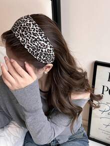 1 Piece Of Women's Fashion Wide-Brimmed Leopard Print Headband, High Top Of The Head, Retro Pressure Hair Wash Headband, Hair Accessory, Headwear - Multicolor - View 5
