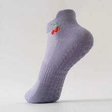 Damen süße Kirsche rutschfeste Yoga Socken, Silikon Anti-Rutsch Pilates Socken, bequeme atmungsaktive Mittelhoch Sport Socken, Indoor Fitness Barfuß Training Socken, geeignet für Frühling und Sommer - Verschiedenfarbig - Übersicht 9