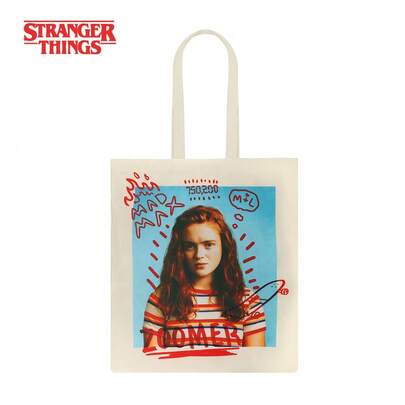  Túi xách tay in hình nhân vật Stranger Things chính hãng, kiểu dáng hoạt hình dễ thương, thích hợp cho nữ, kiểu dáng Mad Max cổ điển, quà tặng sinh nhật. 1 chiếc. Phụ kiện bàn làm việc Netflix, đồ dùng văn phòng.