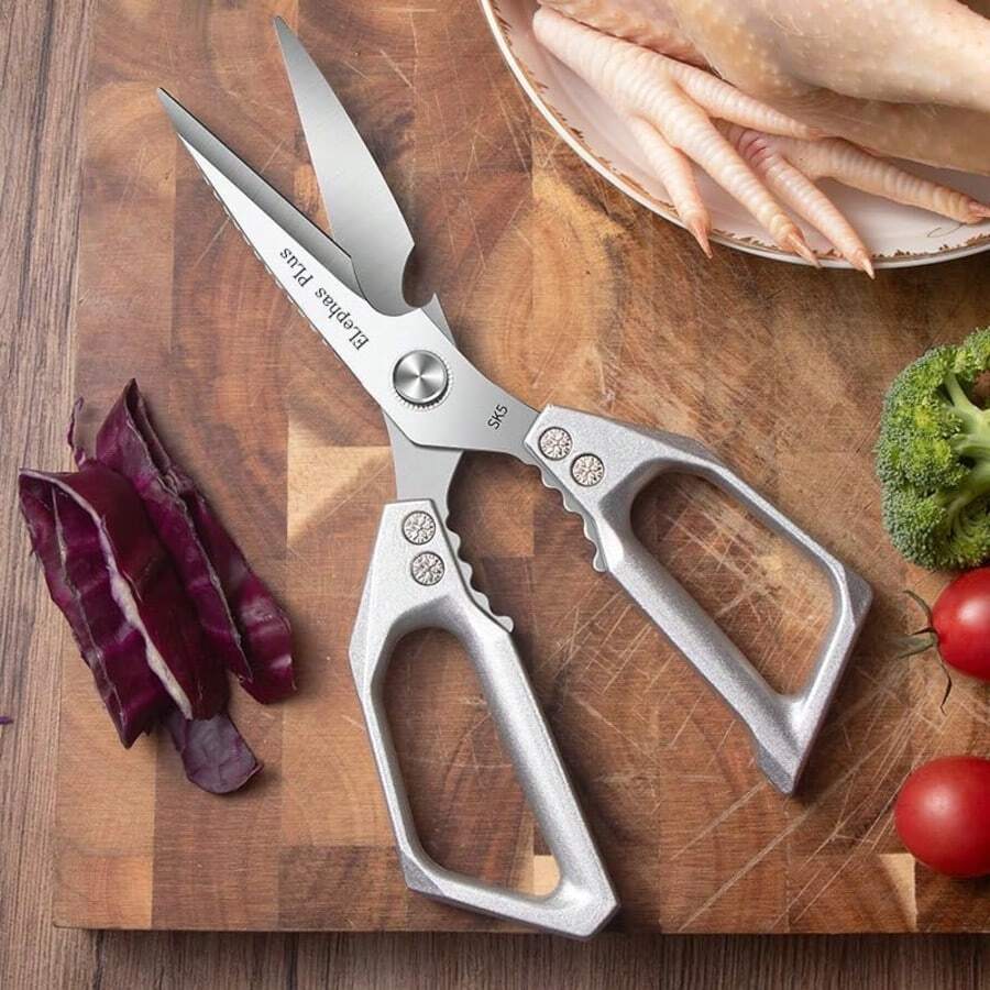 Tijeras de cocina: tijeras profesionales para aves de corral de alta resistencia Cuchillas de acero inoxidable de primera calidad Tijeras afiladas para carne de color plateado Cortan huesos de pollo, carne, pavo y pescado Aptas para el lavavajillas - Plateado - Ver 1