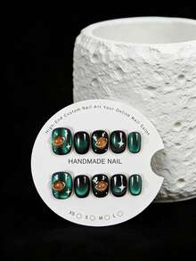 10pcs Handmade Wearable False Nails, Suitable For Short Nails Manicure Supplies And Accessories. Featuring Planet And Galaxy Patterns Paired With Green Cat Eye Design, Very Fashionable. Comes With Jelly Glue And Nail File. - Green - View 2