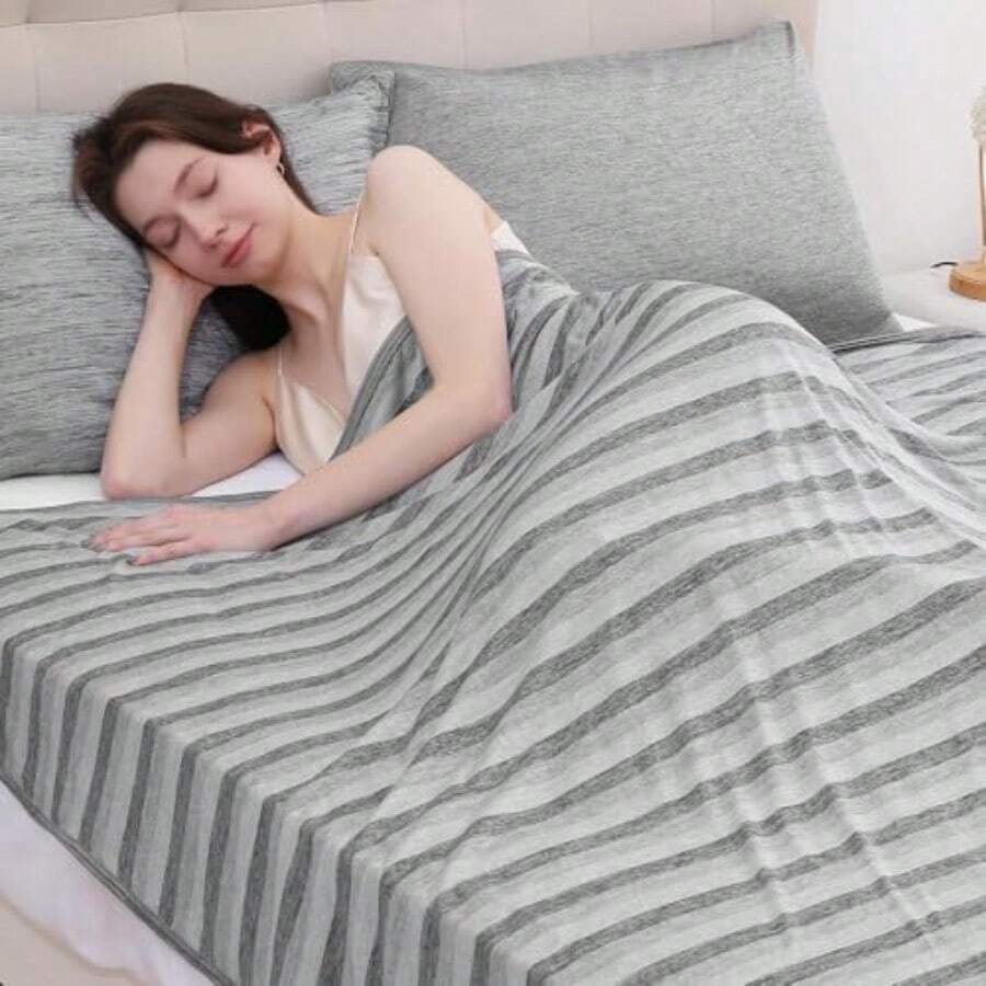 Manta Enfriamiento Rayas Grises de Doble Cara Q-MAX > 0.5 ARC-Chill - Cobijas Fría de Verano para Cama Sofá Silla Viajes Cooling Throw para Mantener el Cuerpo Fresco para Dormir 150 * 200cm - Rayas Grises - Ver 1