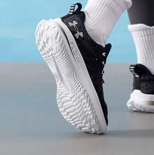 Under Armour 新款女士系带极简柔软透气健身跑步鞋 - 黑色 - 查看 5